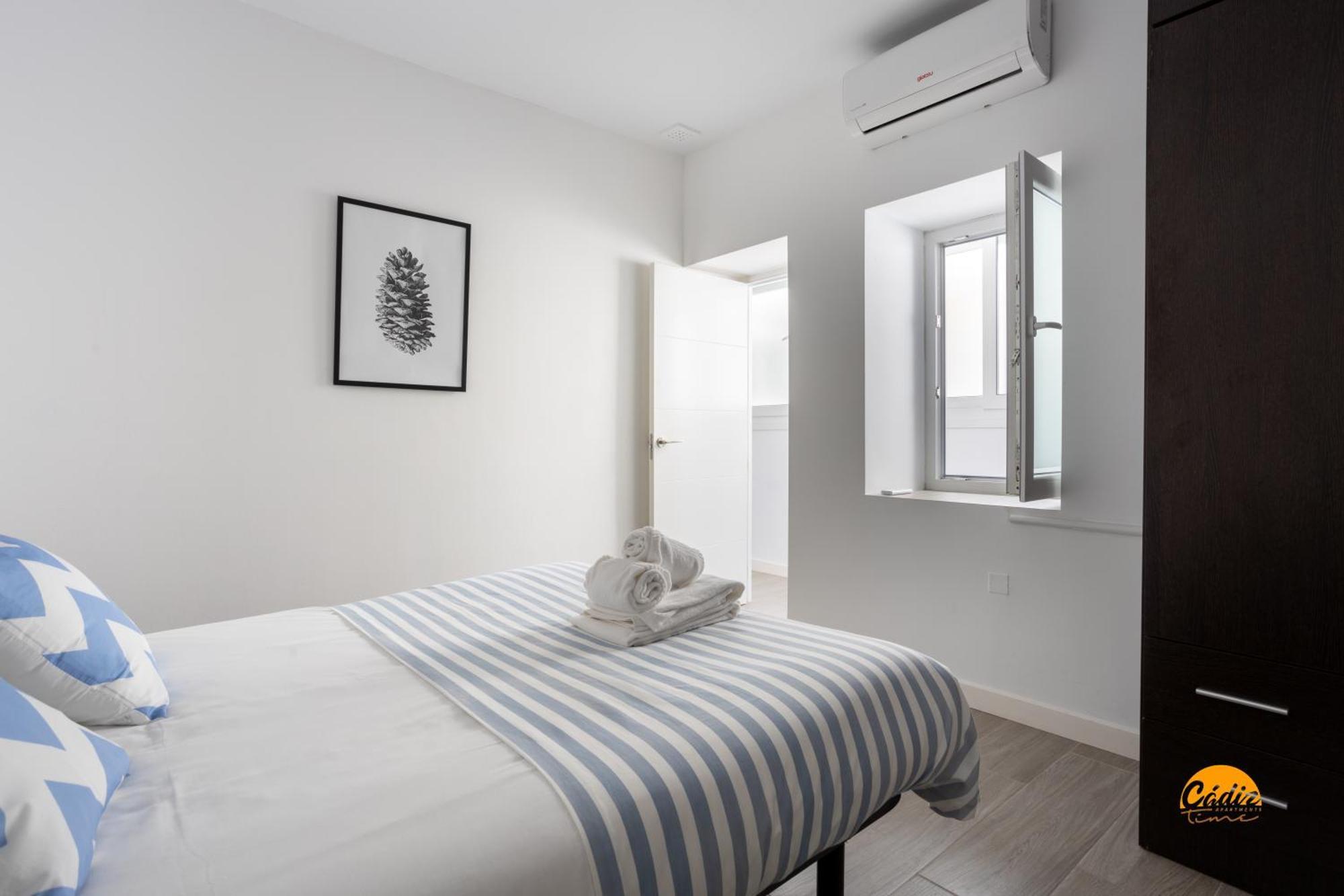 Atico Catedral By Cadiz Time Apartment Екстериор снимка
